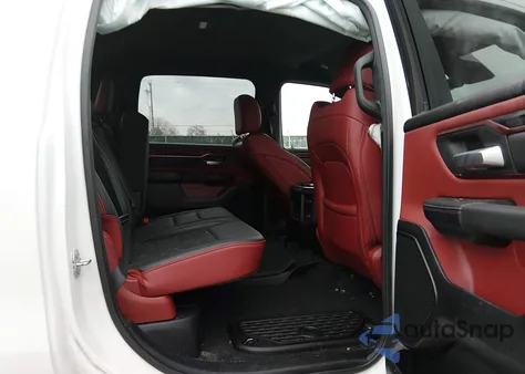 2025 Ram 1500 Rebel 4X4 5'7 Box z USA, uszkodzony, nr VIN 1C6SRFLP8SN574613